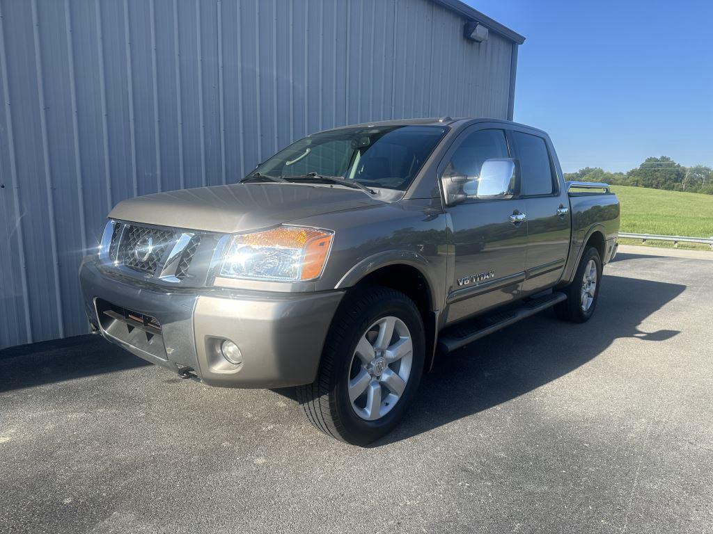 2009 Nissan Titan LE